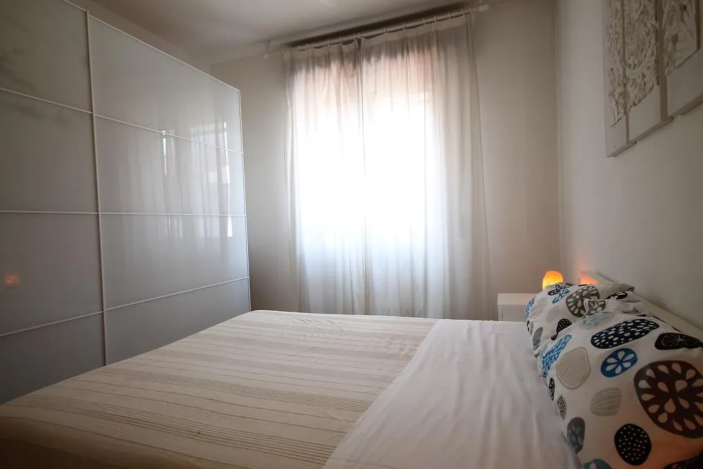 Romolo Iulm Hotel Milan 0*,  Italy